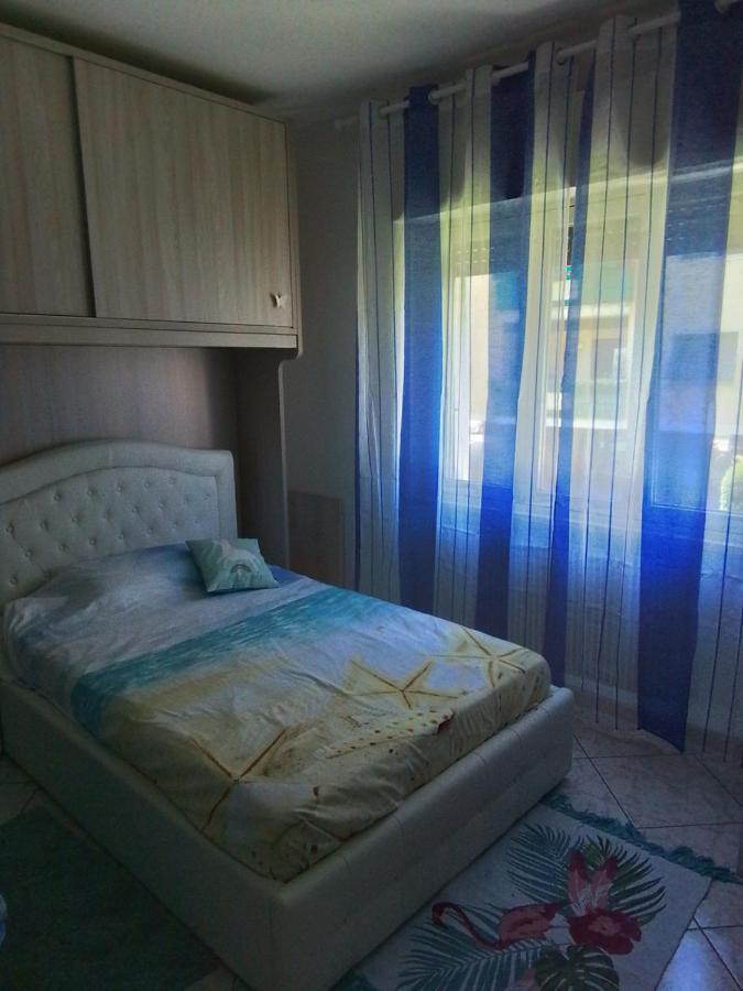 Casa Di Max - Private Room In Apartment With Shared Bathroom Free Parking Больцано Екстер'єр фото