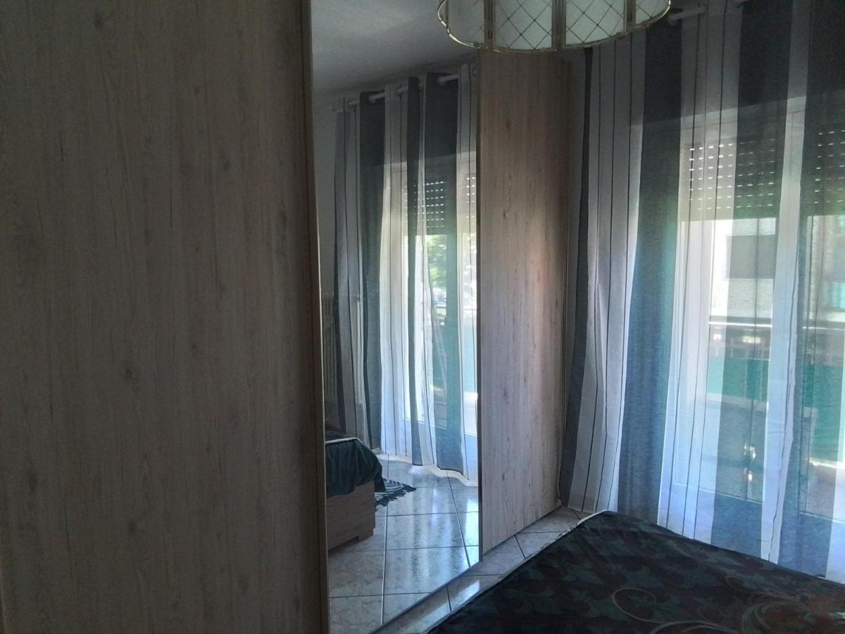 Casa Di Max - Private Room In Apartment With Shared Bathroom Free Parking Больцано Екстер'єр фото